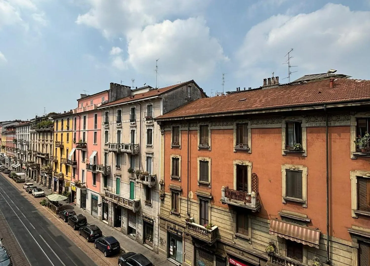 Functional & Modern Apartments In Nolo District By Rentopolis Milan